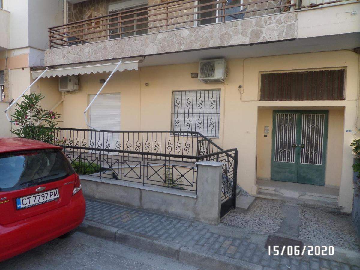 anais apartment Nea Peramos (Macedonia) Exterior foto